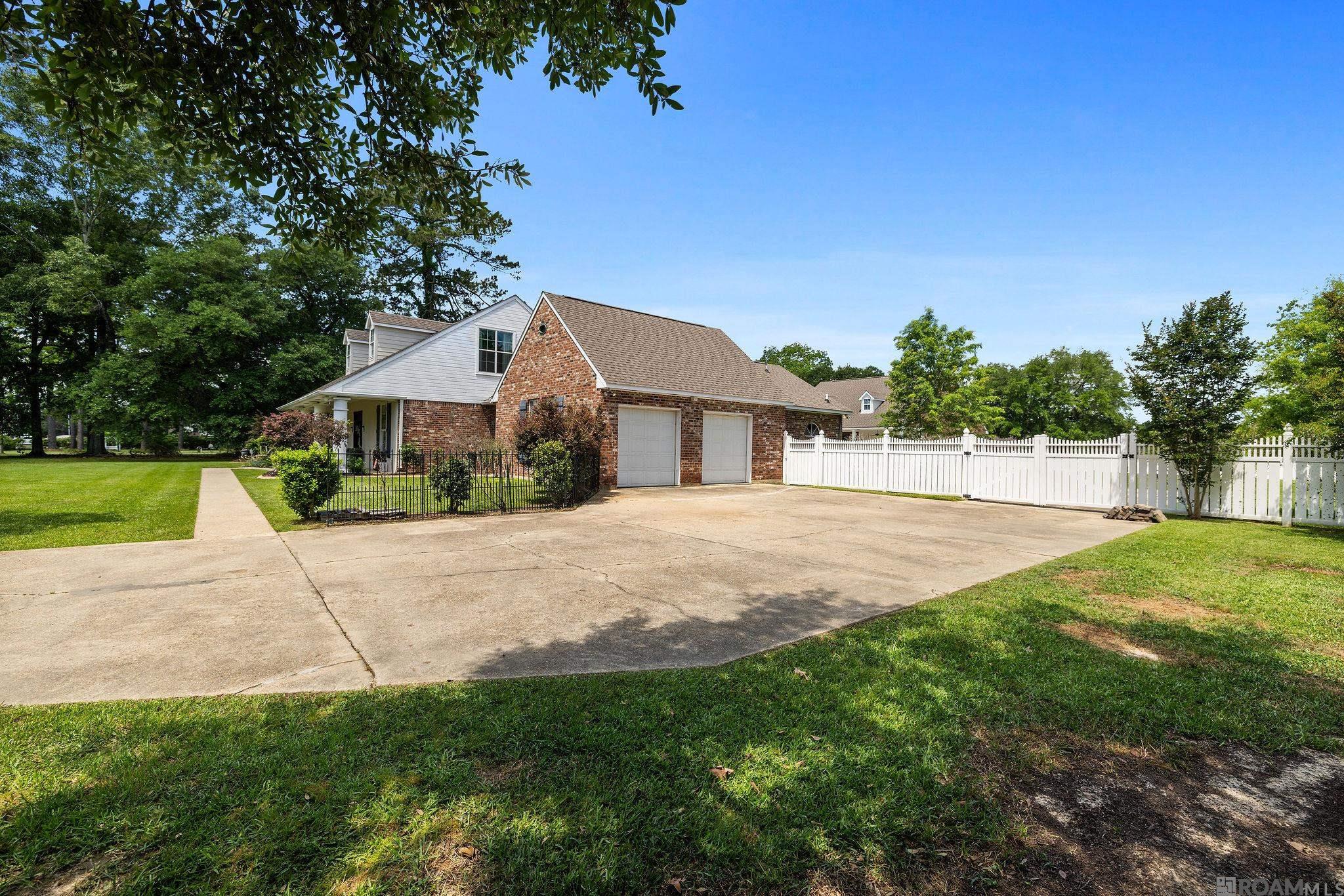 37258 Perkins Rd, Prairieville, Louisiana image 30