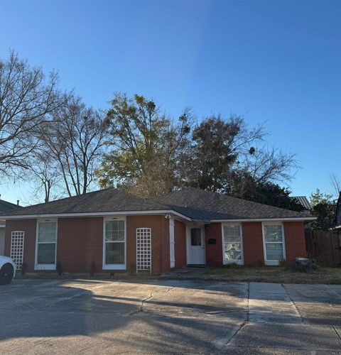 Multifamily For Rent - 582 Jennifer Jean Dr<br/> Baton Rouge, LA 70808