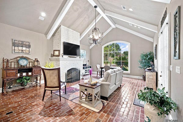 18764 PERKINS RD, PRAIRIEVILLE, LA 70769 - Image 118cd77ac2793a331c0fcbbc00a7d372/2171063873