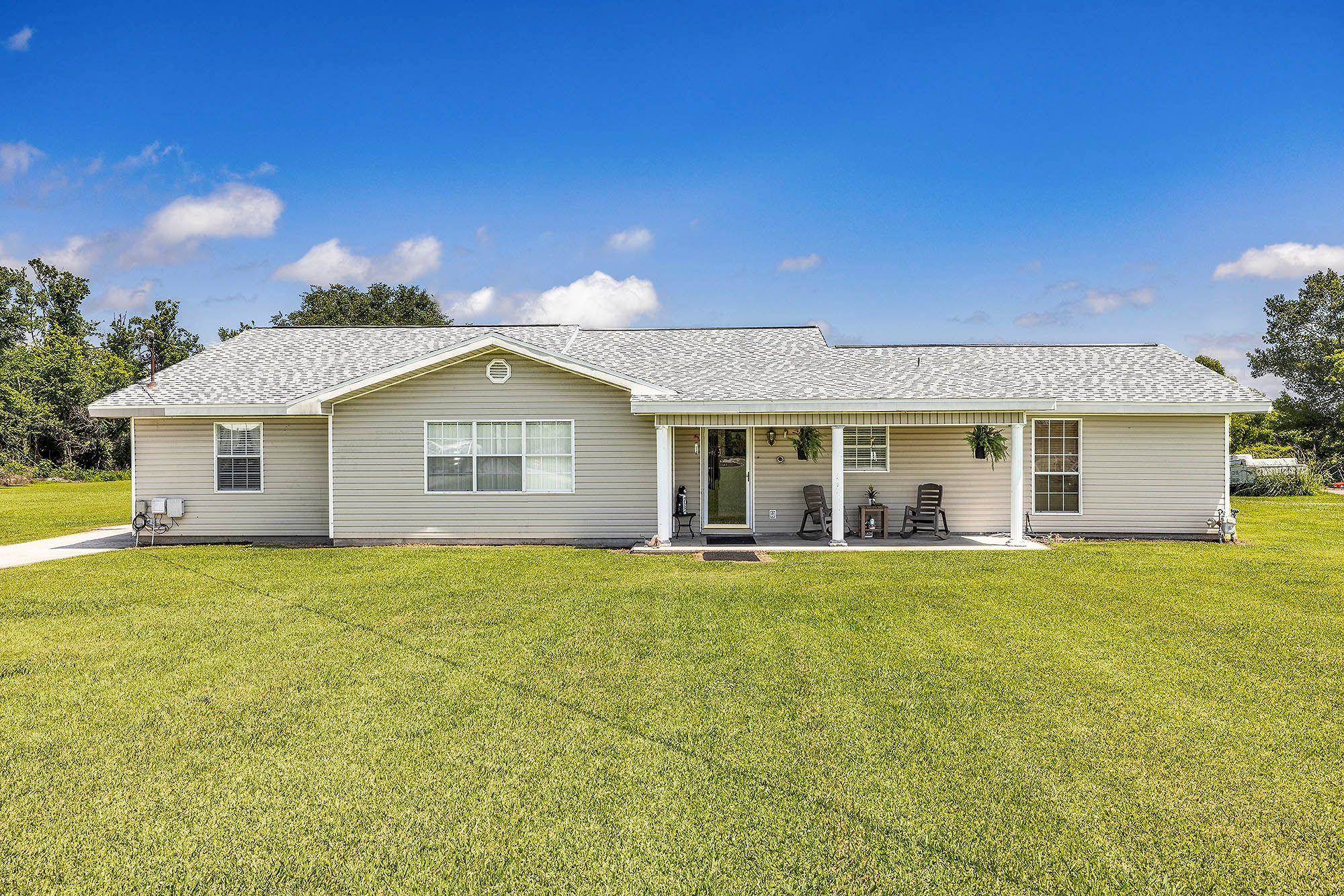 4606 North Bayou Black Drive, Gibson, Louisiana image 1