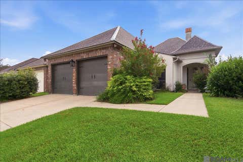 Homes For Sale - 19455 Kellywood Ct<br/> East Baton Rouge County, Baton Rouge, LA 70809