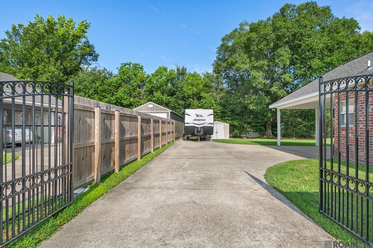 7854 Oakland Dr, Denham Springs, Louisiana image 16