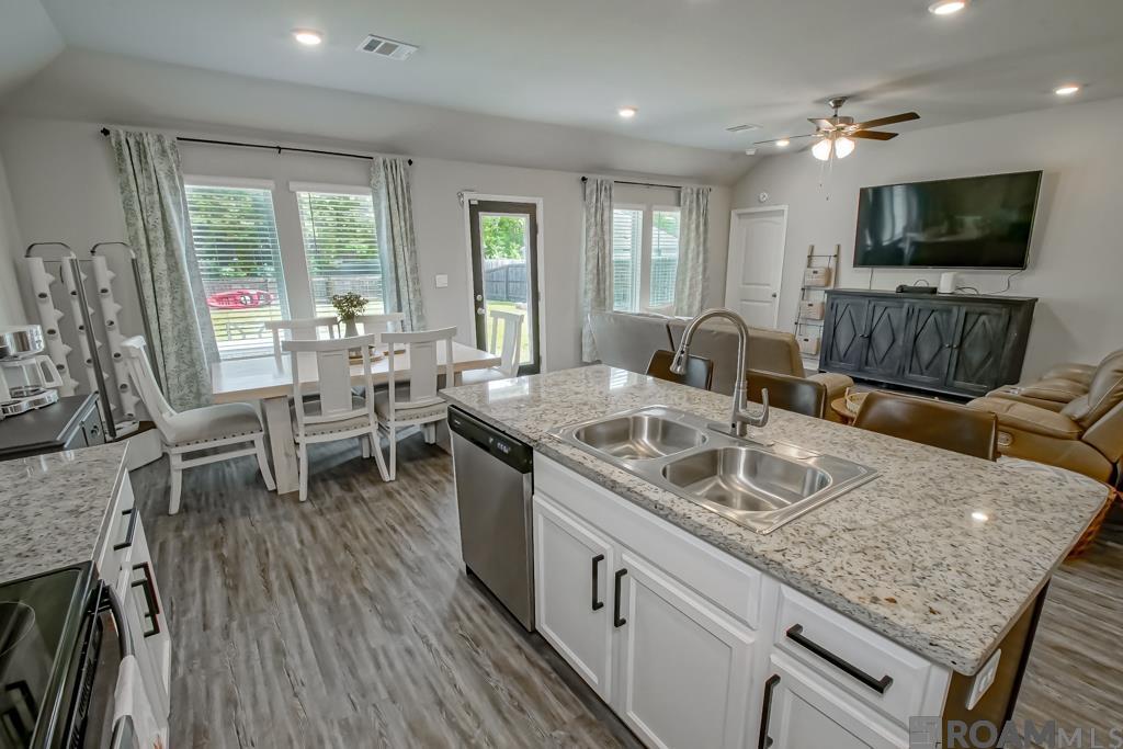 13209 Hanks Way, Walker, Louisiana image 9