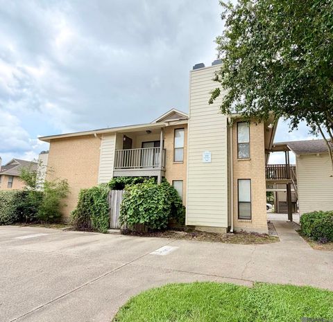 Condo For Sale - 5233 Butter Creek Ln #J2<br/> East Baton Rouge County, Baton Rouge, LA 70809
