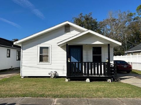 Multifamily For Sale - 1310-1314 Daspit Street #9<br/> Houma, LA 70360