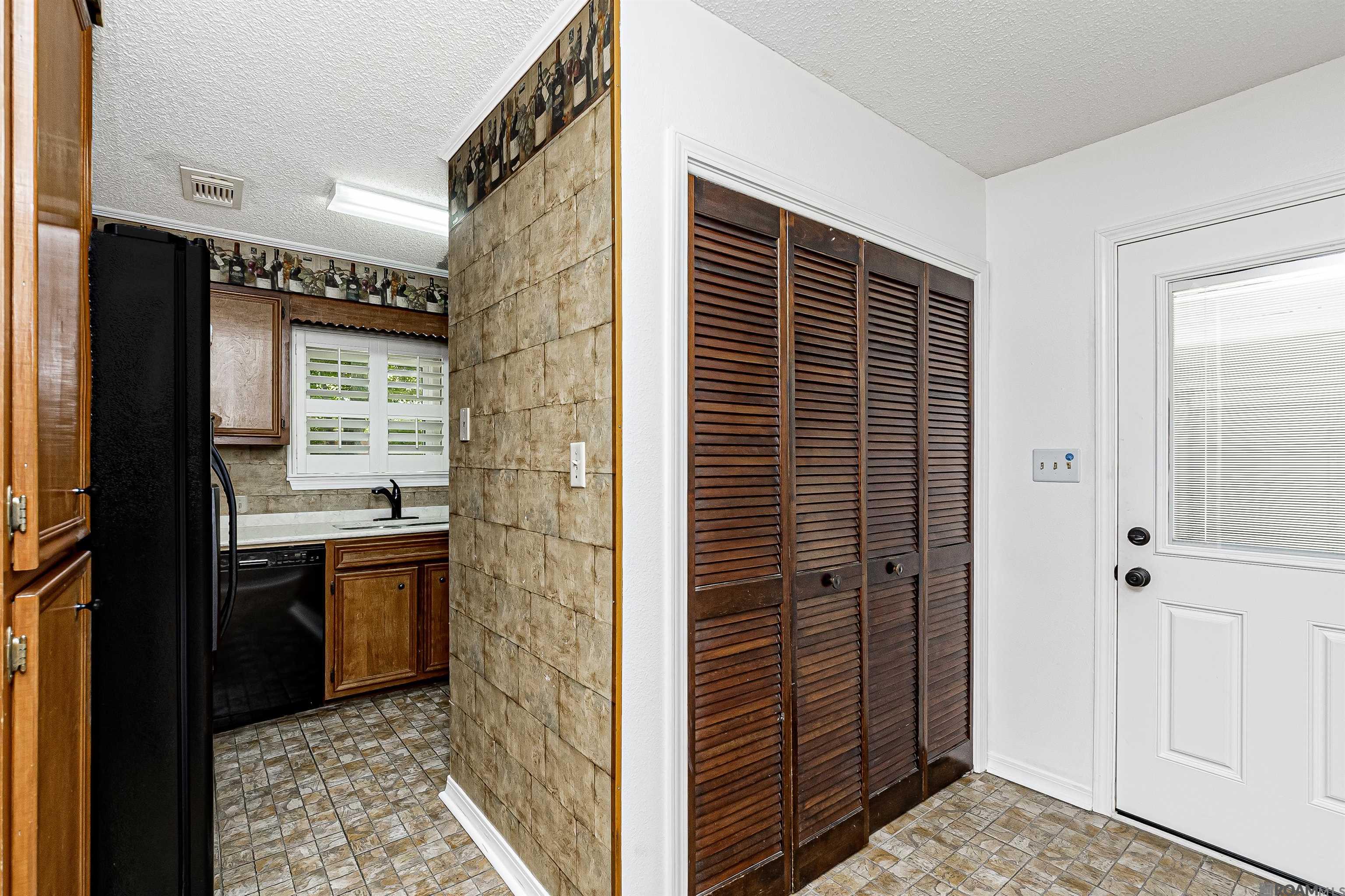 152 S Foster Dr #24, Baton Rouge, Louisiana image 5