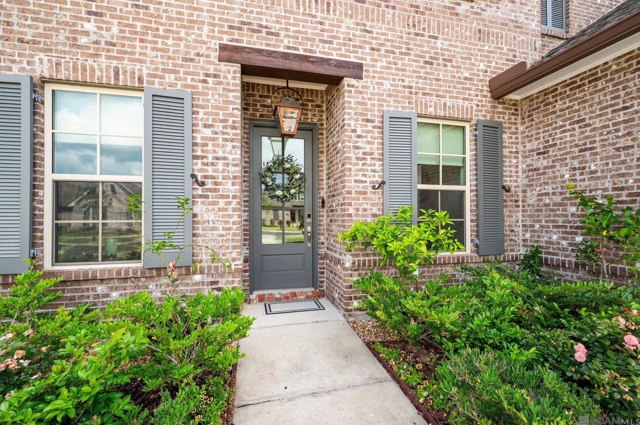 3572 Cruden Bay Dr, Zachary, Louisiana image 2