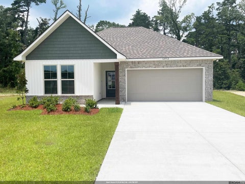 Homes For Sale - 12552 Venus Court<br/> Walker, LA 70785