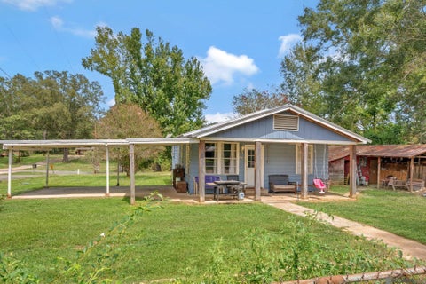 Homes For Sale - 4106 Carter Ave<br/> Jackson, LA 70748