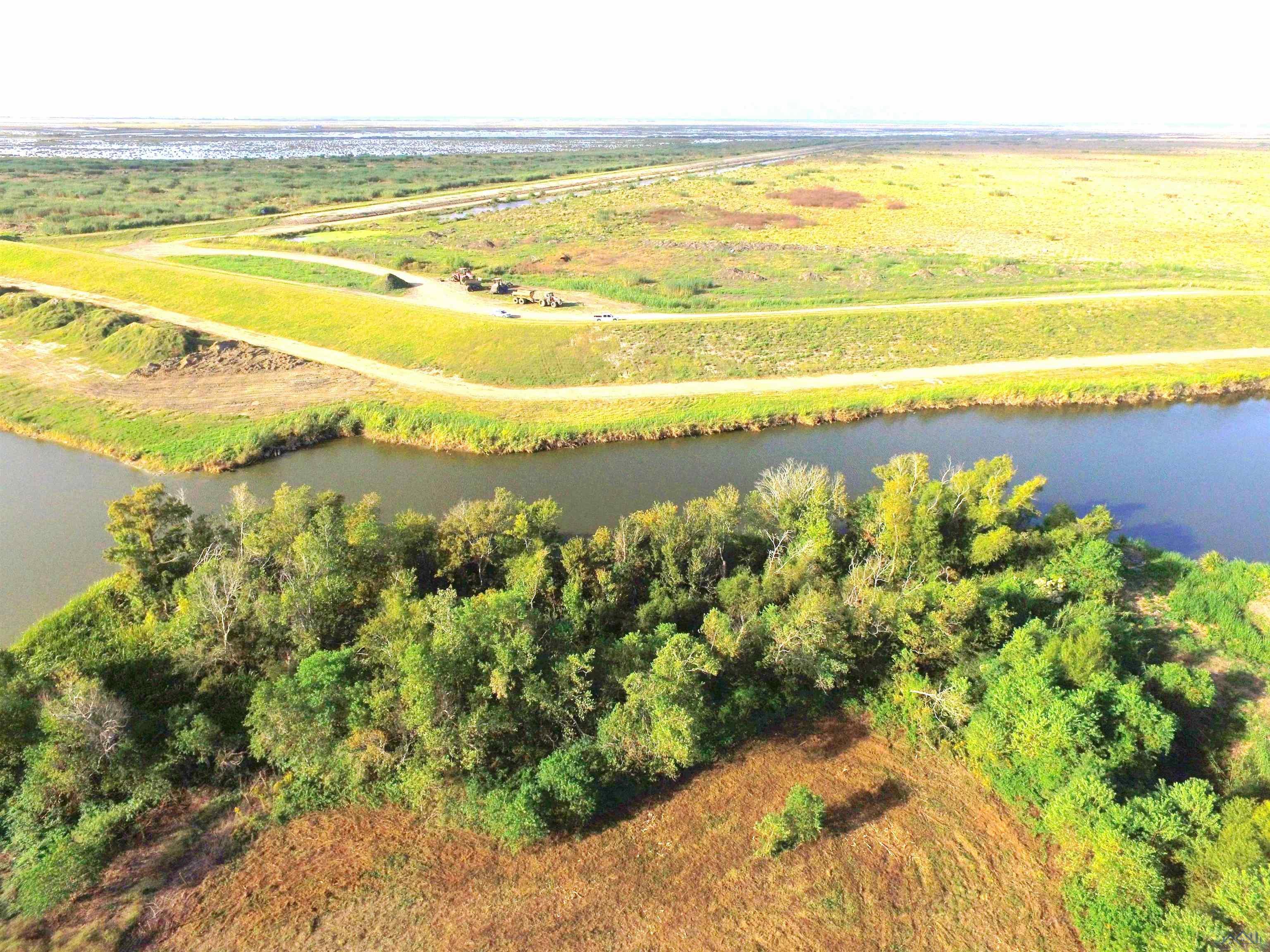 Tract C Hwy 3235 West Side, Cut Off, Louisiana image 4