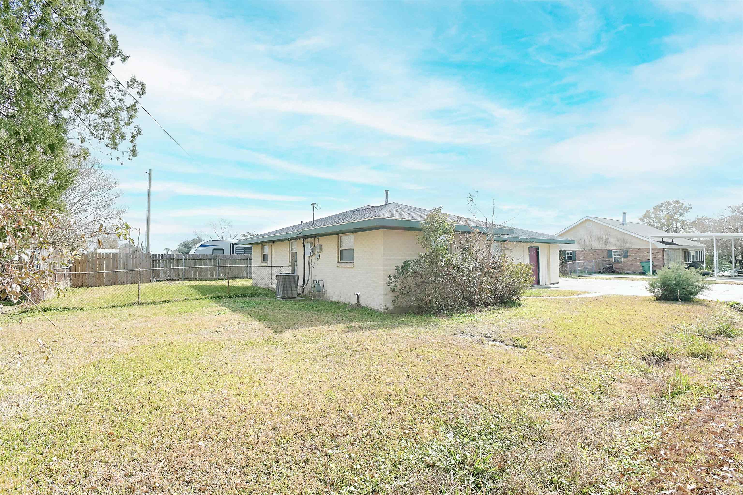 1103 East Camellia Drive, Thibodaux, Louisiana image 3