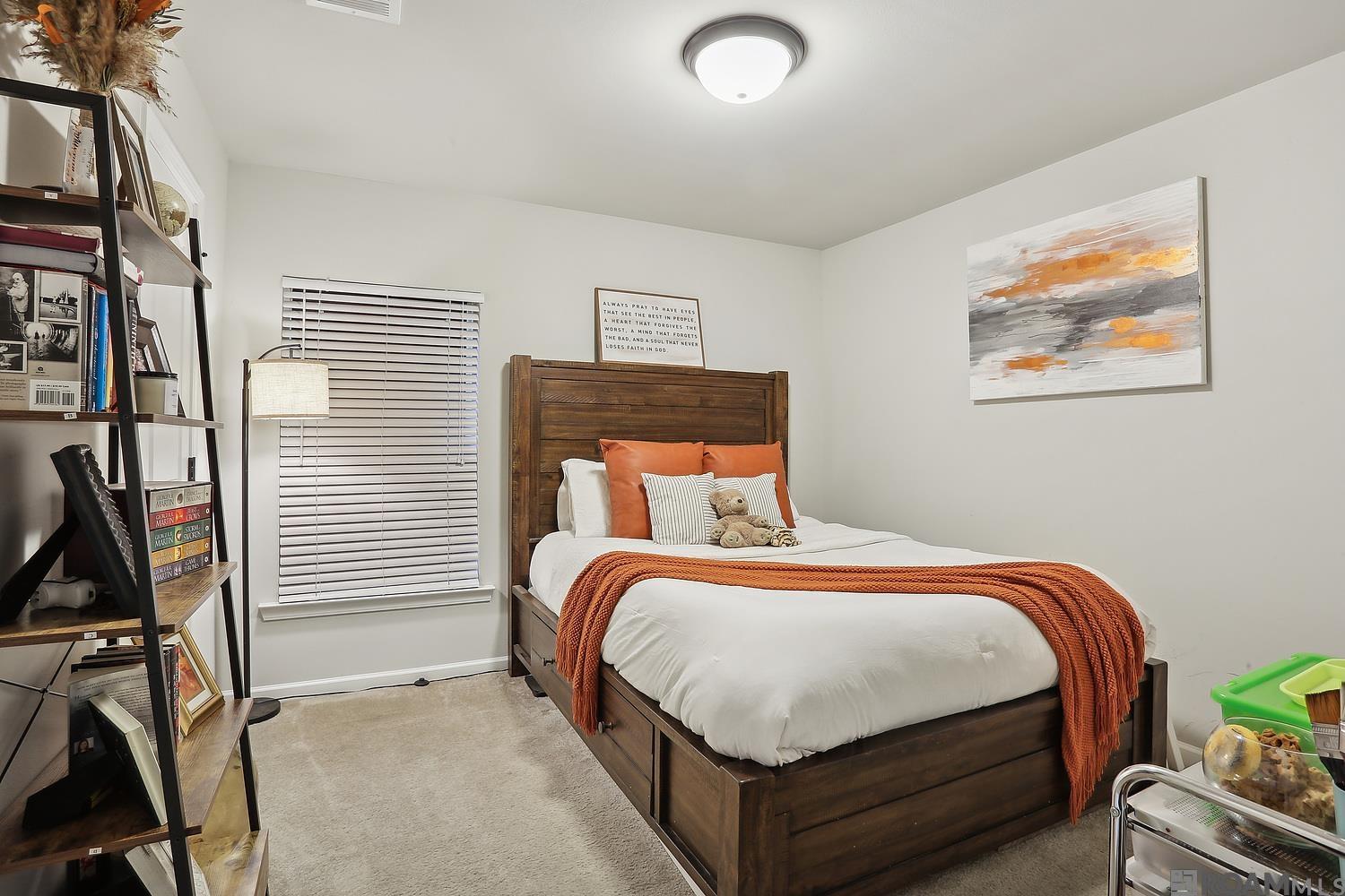 Denham Springs, Louisiana 70726, United States, 3 Bedrooms Bedrooms, ,2 BathroomsBathrooms,Residential,Pending,22296