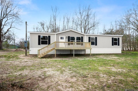 Mobile Home For Sale - 44095 Bill Richardson Rd<br/> St Amant, LA 70774
