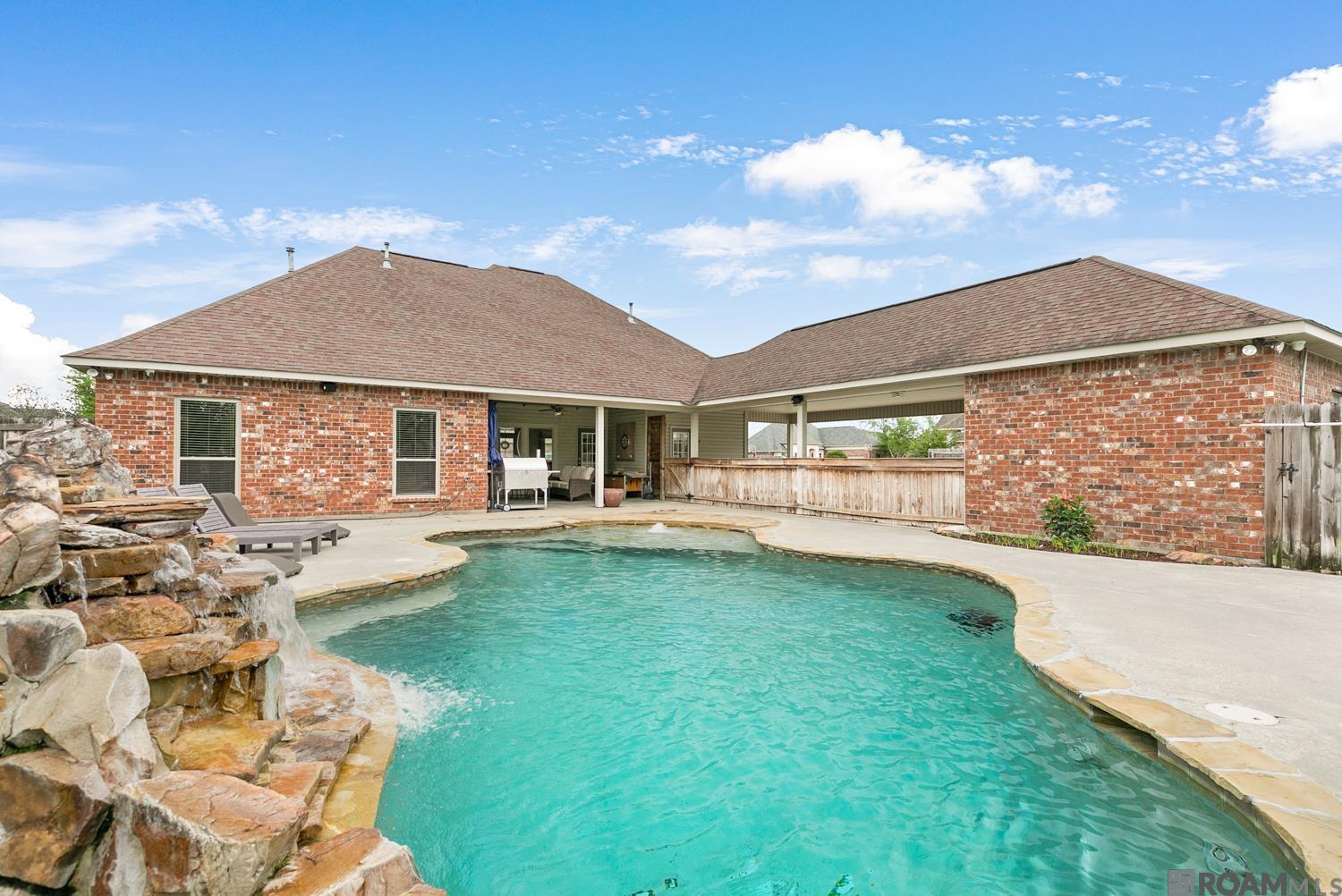 8818 Wyeth Dr, Denham Springs, Louisiana image 10