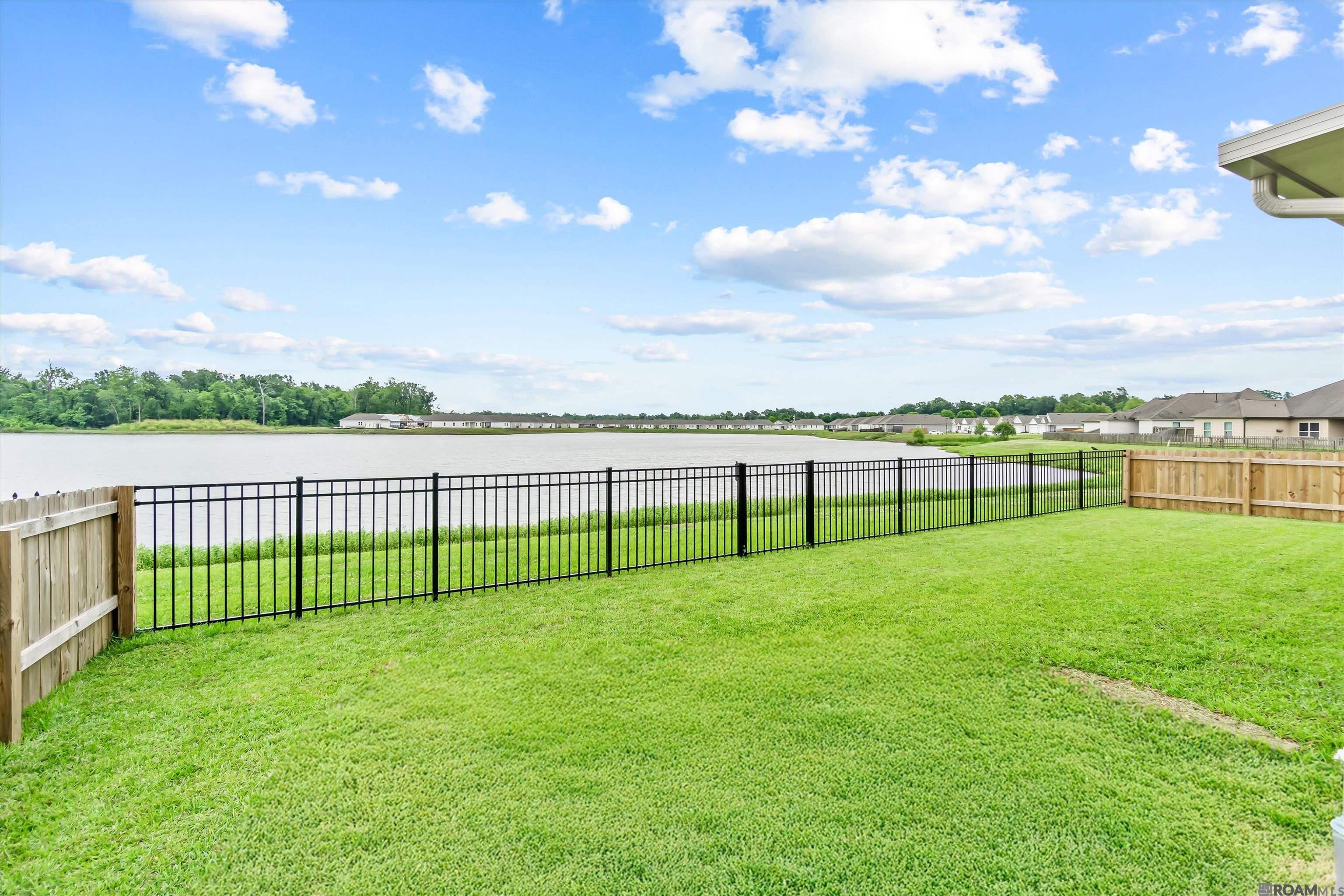 7823 W Pelican Lakes Ave, Baton Rouge, Louisiana image 18