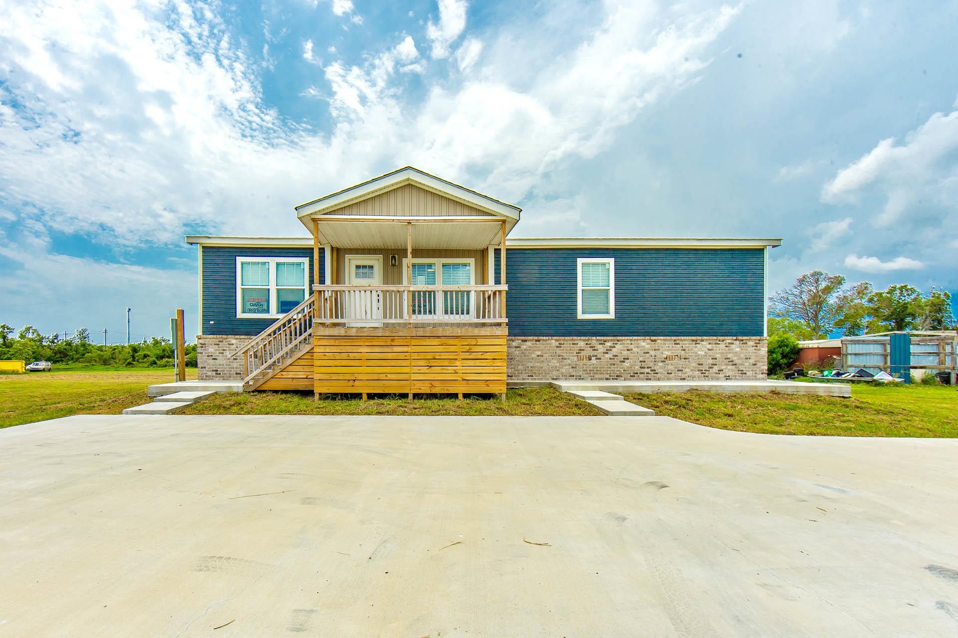 3128 Grand Caillou Road, Houma, Louisiana image 1
