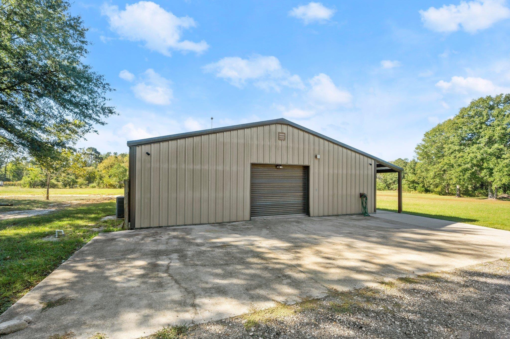 19567 Liberty Rd, Pride, Louisiana image 3