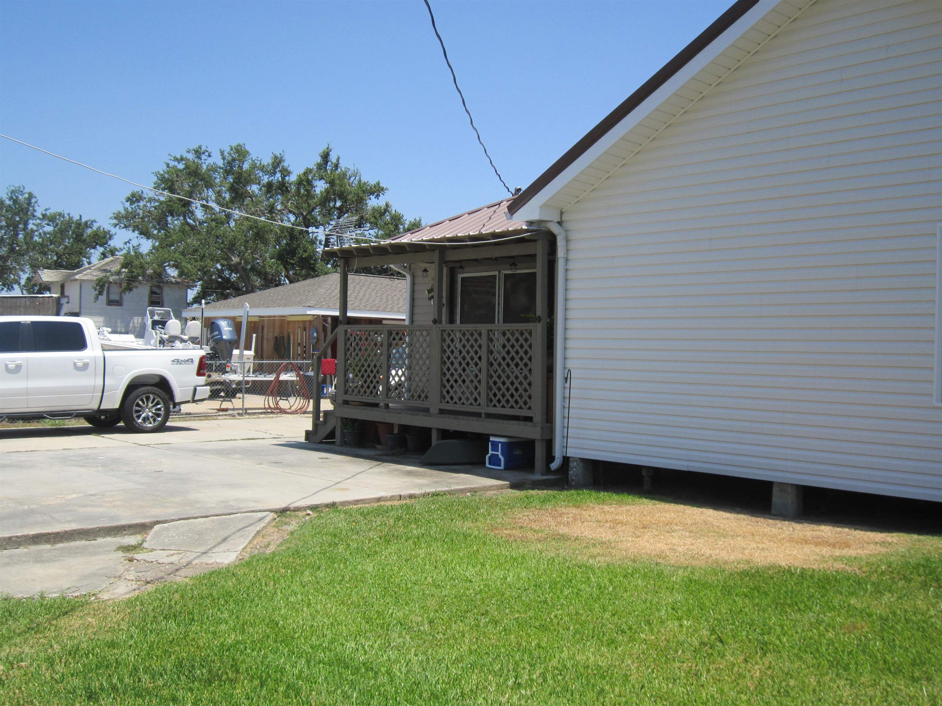 410 South Bayou Drive, Golden Meadow, Louisiana image 8