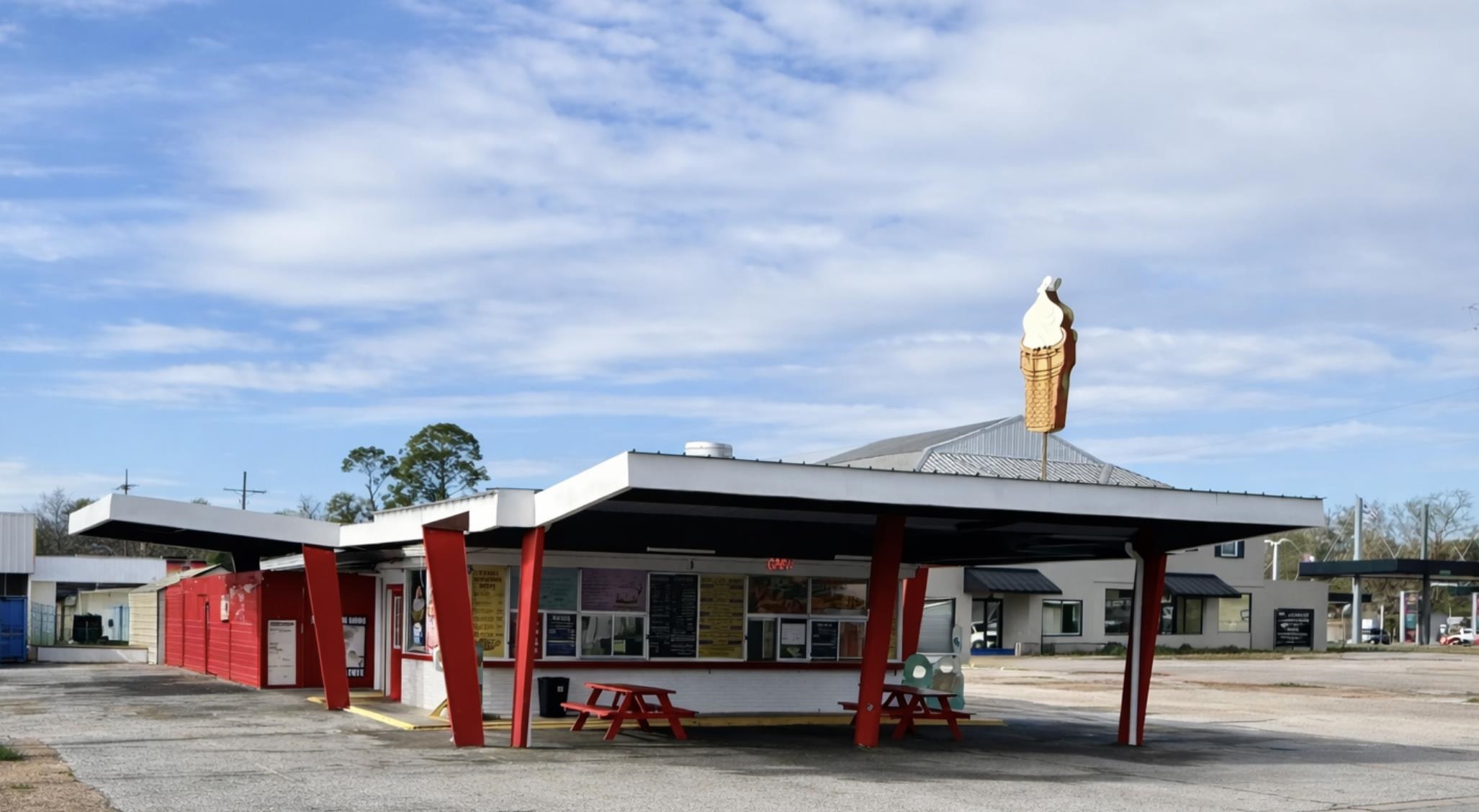 Photo 1 of 9 — 1604 Canal Blvd, Thibodaux, LA 70301