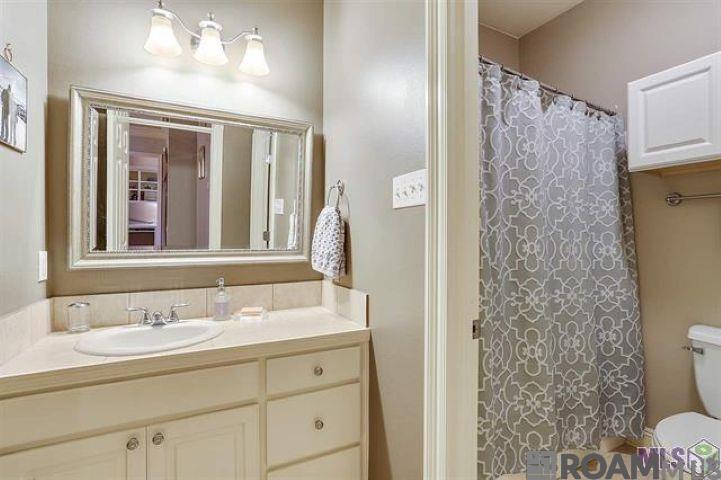 10449 Springvalley Ave, Baton Rouge, Louisiana image 4