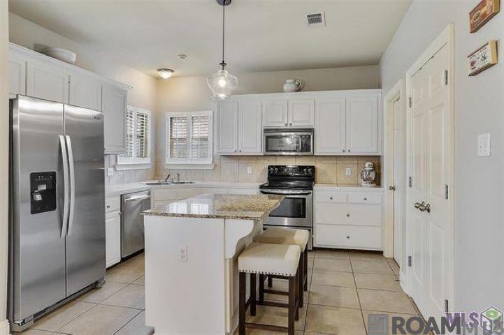 10449 Springvalley Ave, Baton Rouge, Louisiana image 3
