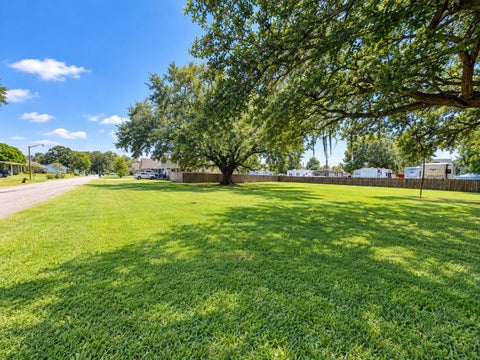 Vacant Land For Sale - 127 Doris<br/> Amelia, LA 70340