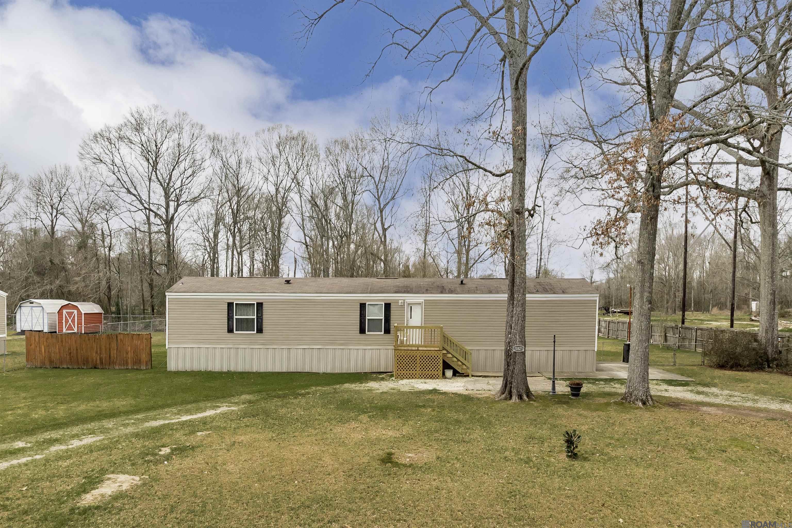 20825 Holmes Dr, Zachary, Louisiana image 1