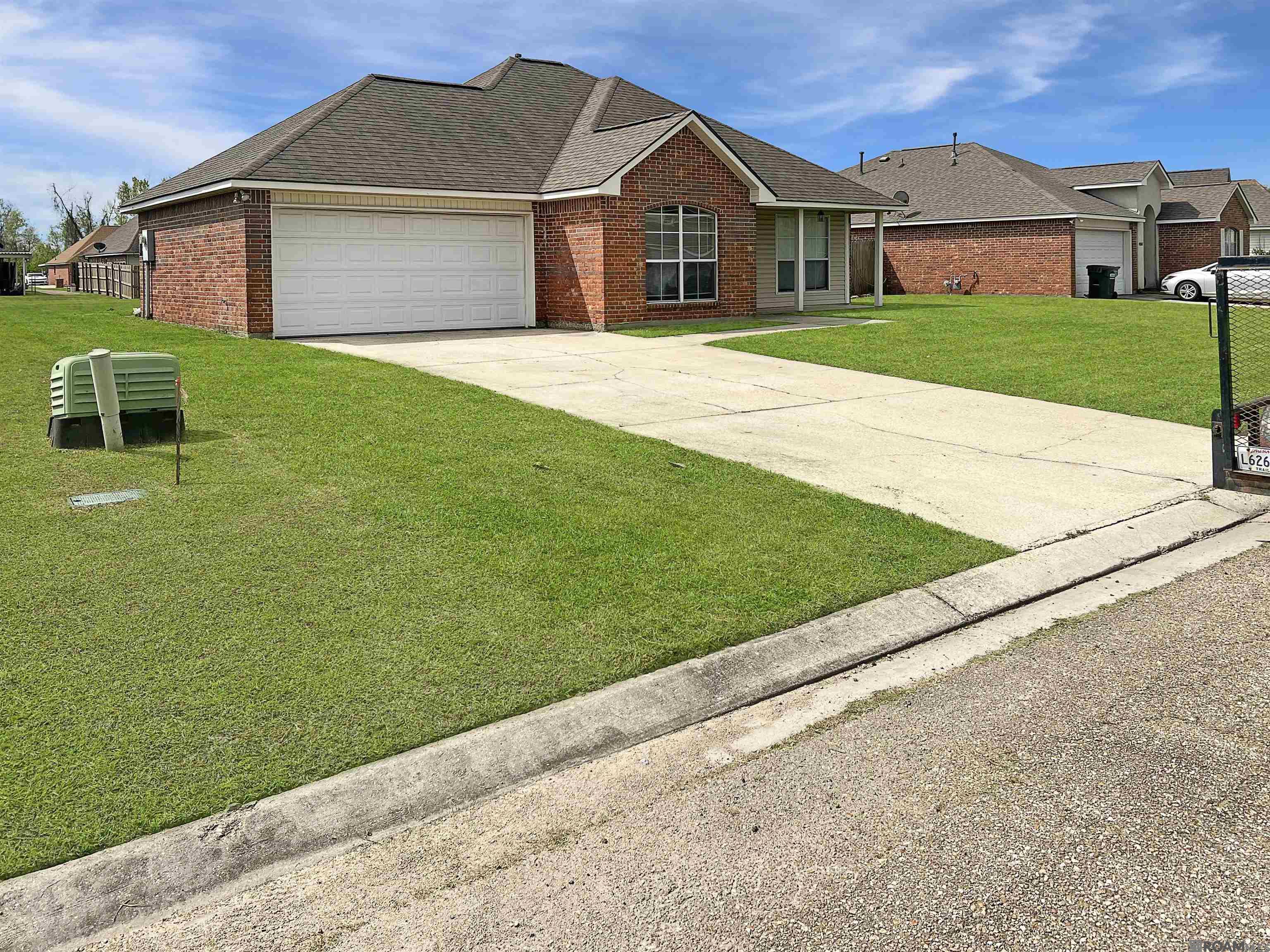 40375 Fitzgerald Dr, Darrow, Louisiana image 1