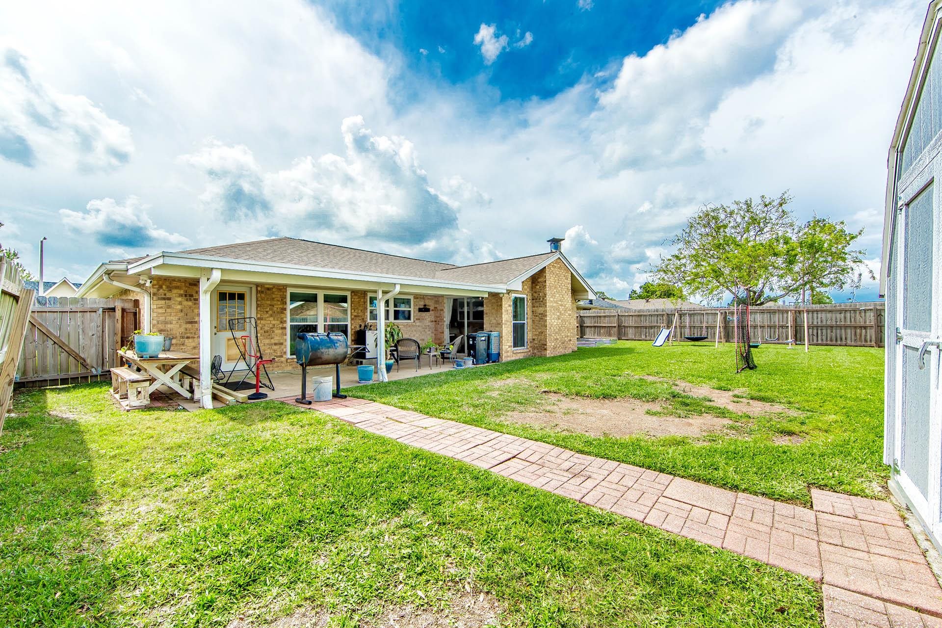 213 Aspen Dr, Houma, Louisiana image 4