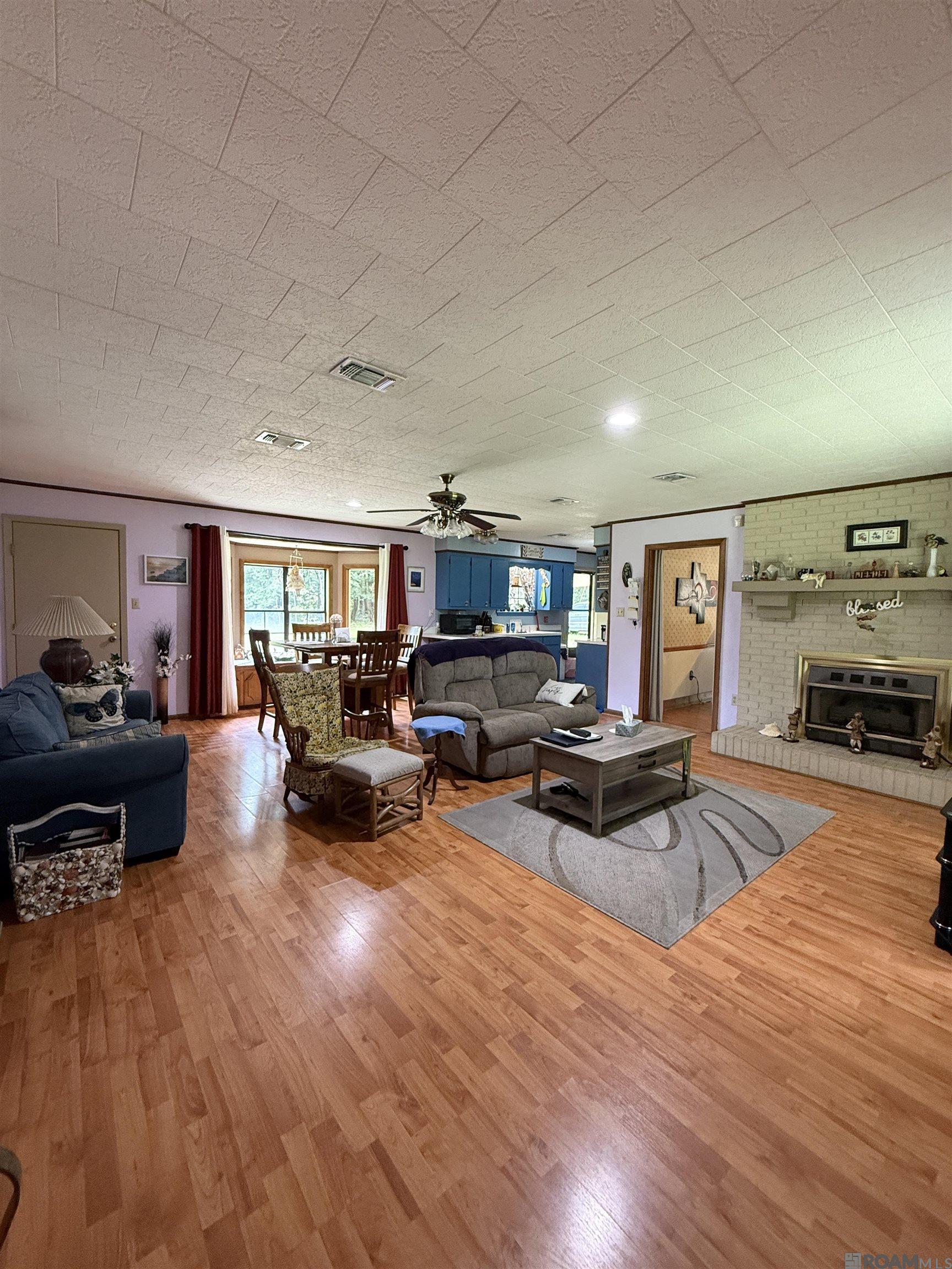 425 Givens Mullins Rd