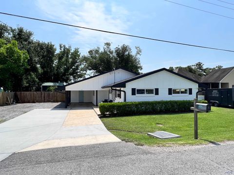 215 West 24th Street, Larose, LA 70373 - MLS#: 2024014860