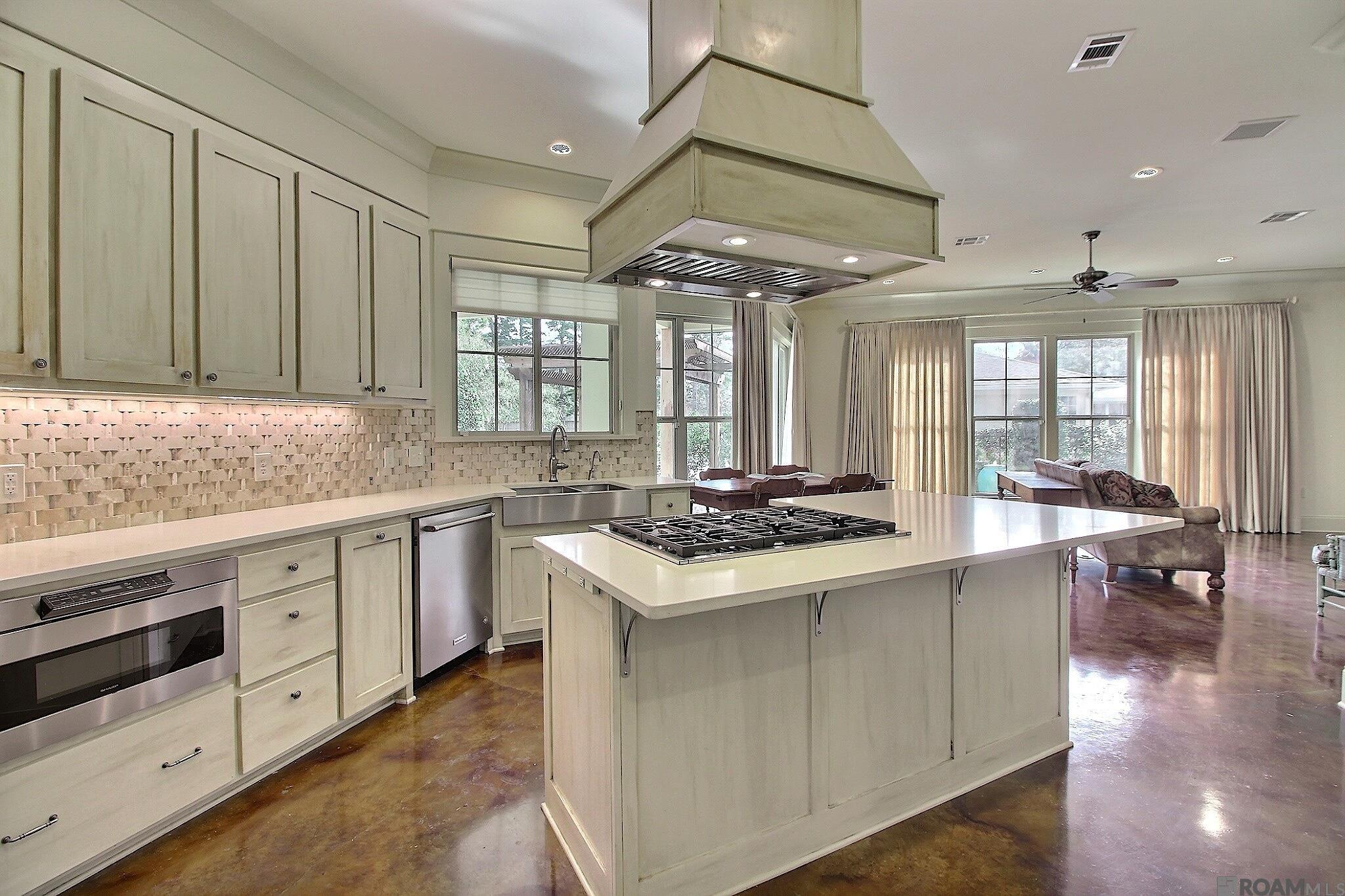 7470 Sevenoaks Ave, Baton Rouge, Louisiana image 12