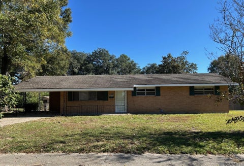 Homes For Rent - 2425 Seracedar St<br/> Baton Rouge, LA 70816
