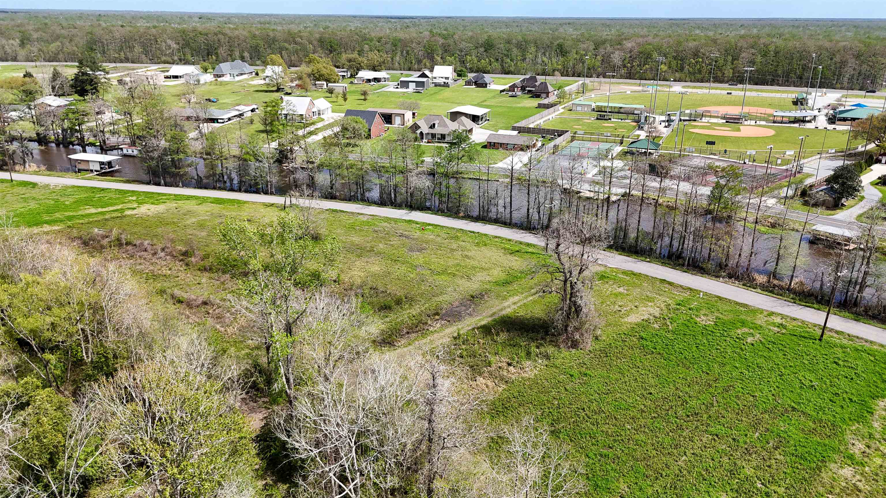 634 Bayou Dr, Pierre Part, Louisiana image 5