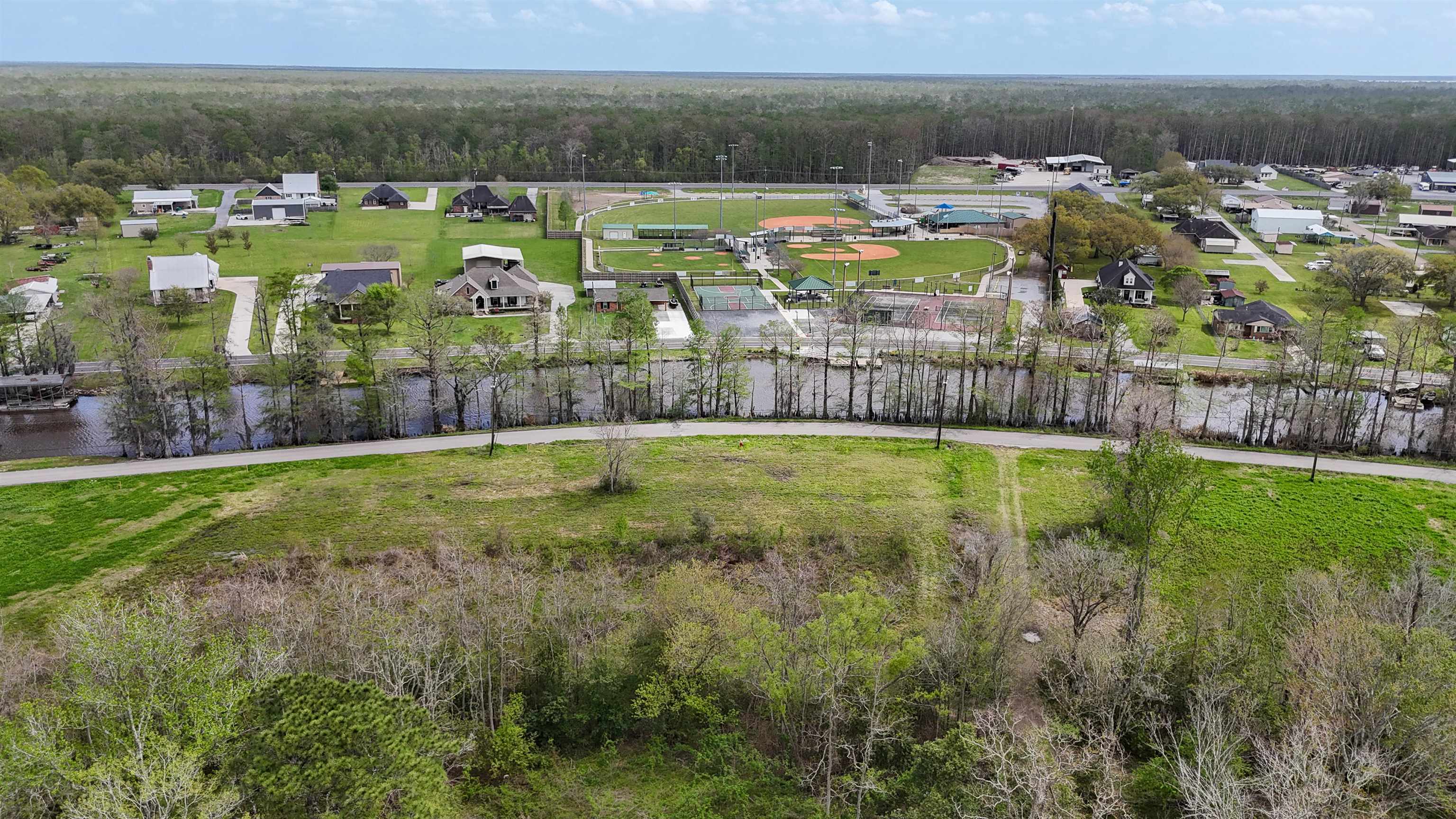 634 Bayou Dr, Pierre Part, Louisiana image 12