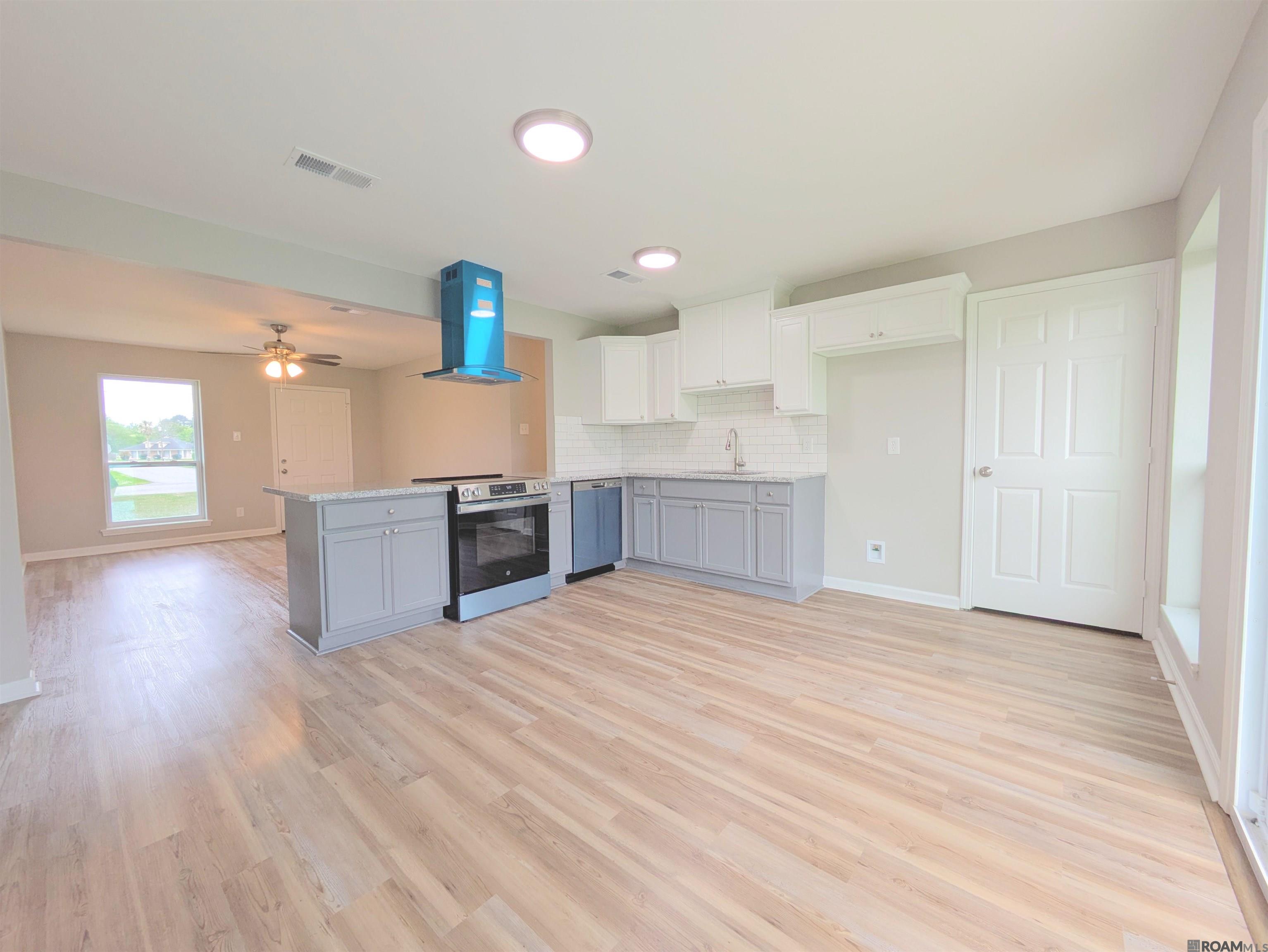 3866 Chris Dr, Addis, Louisiana image 2
