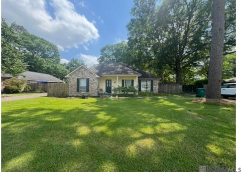 Homes For Sale - 12820 Ina Dr<br/> Walker, LA 70785