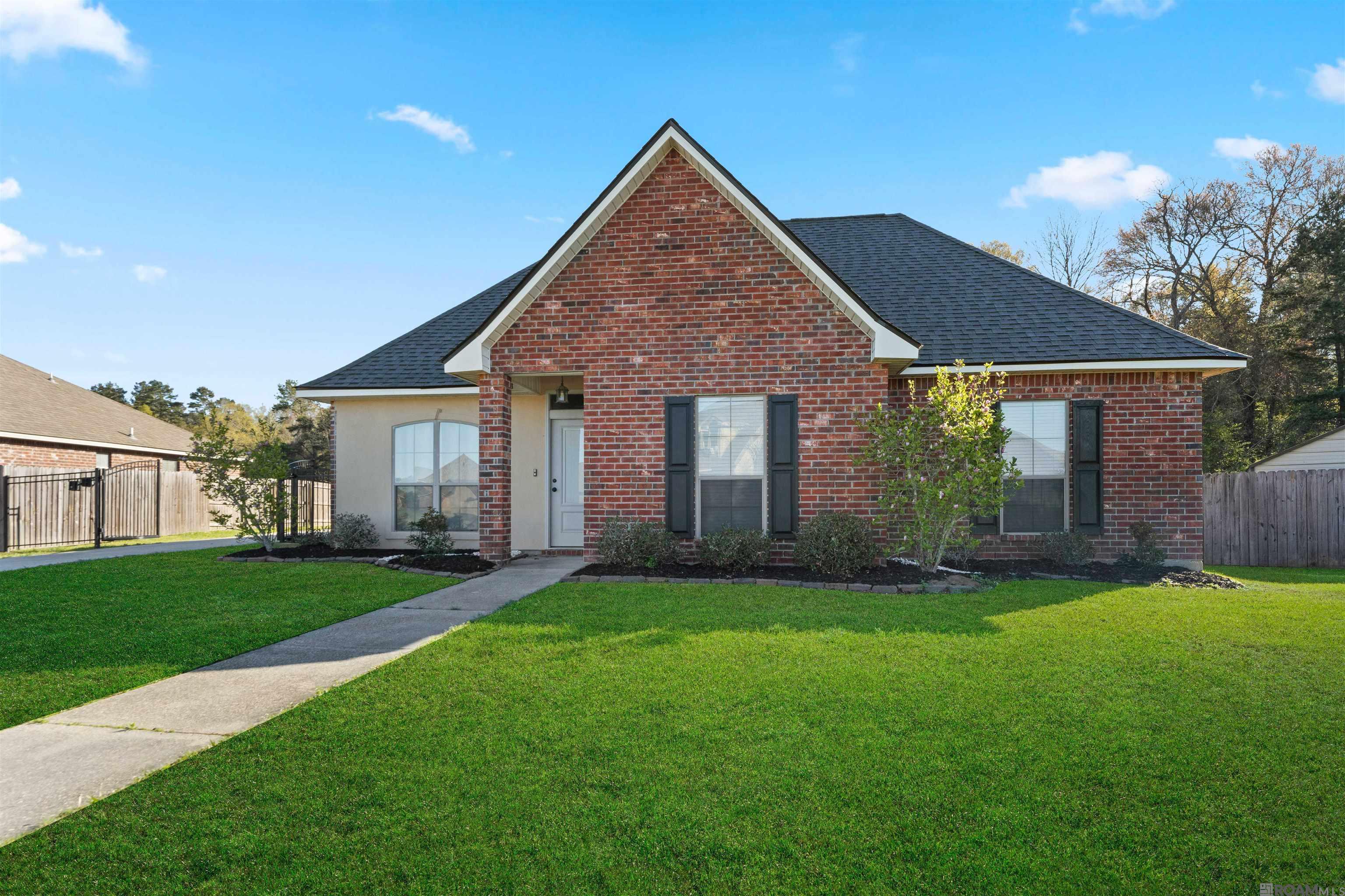 34175 Hawks Cove, Denham Springs, Louisiana image 1