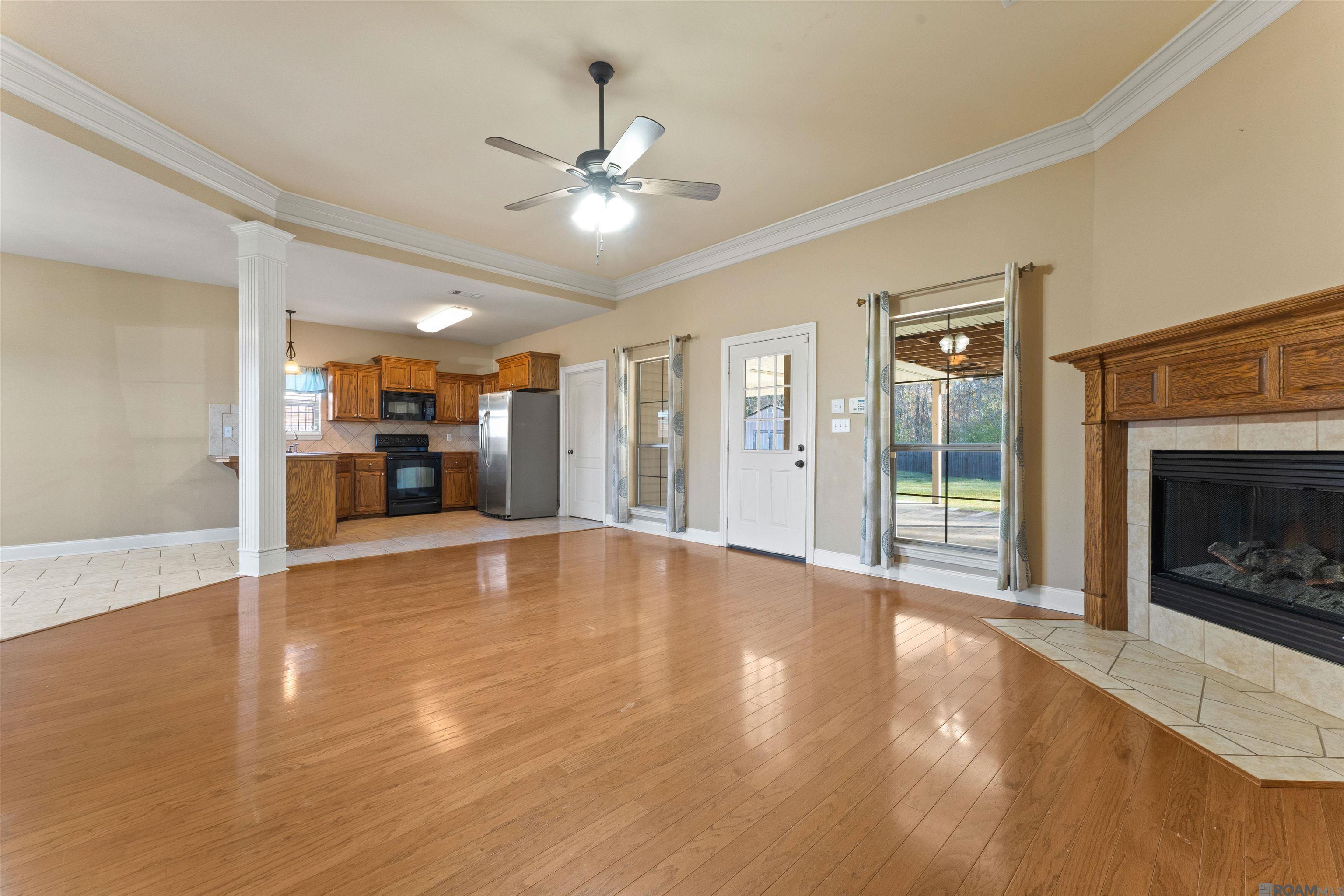 34175 Hawks Cove, Denham Springs, Louisiana image 3