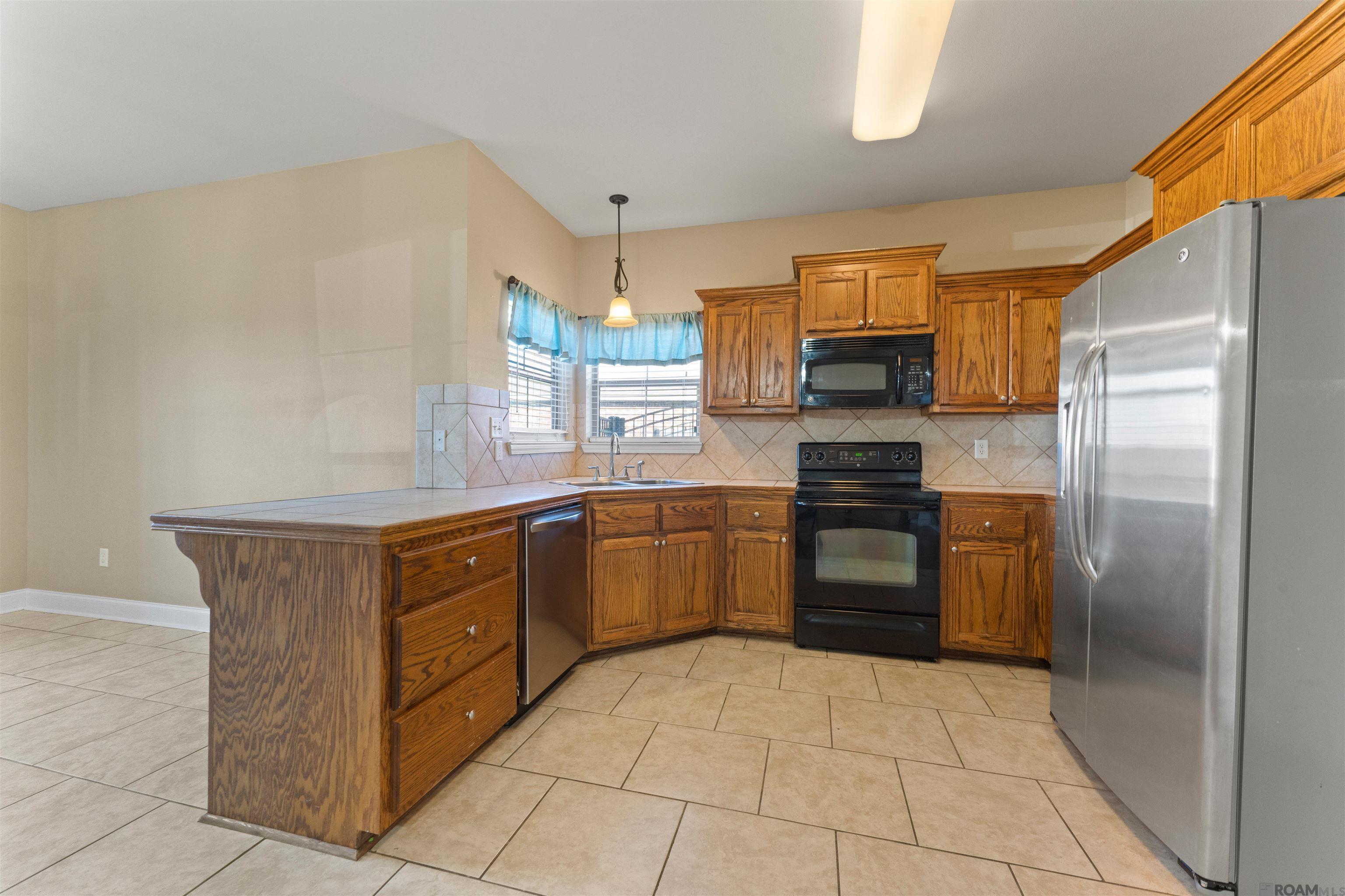 34175 Hawks Cove, Denham Springs, Louisiana image 4