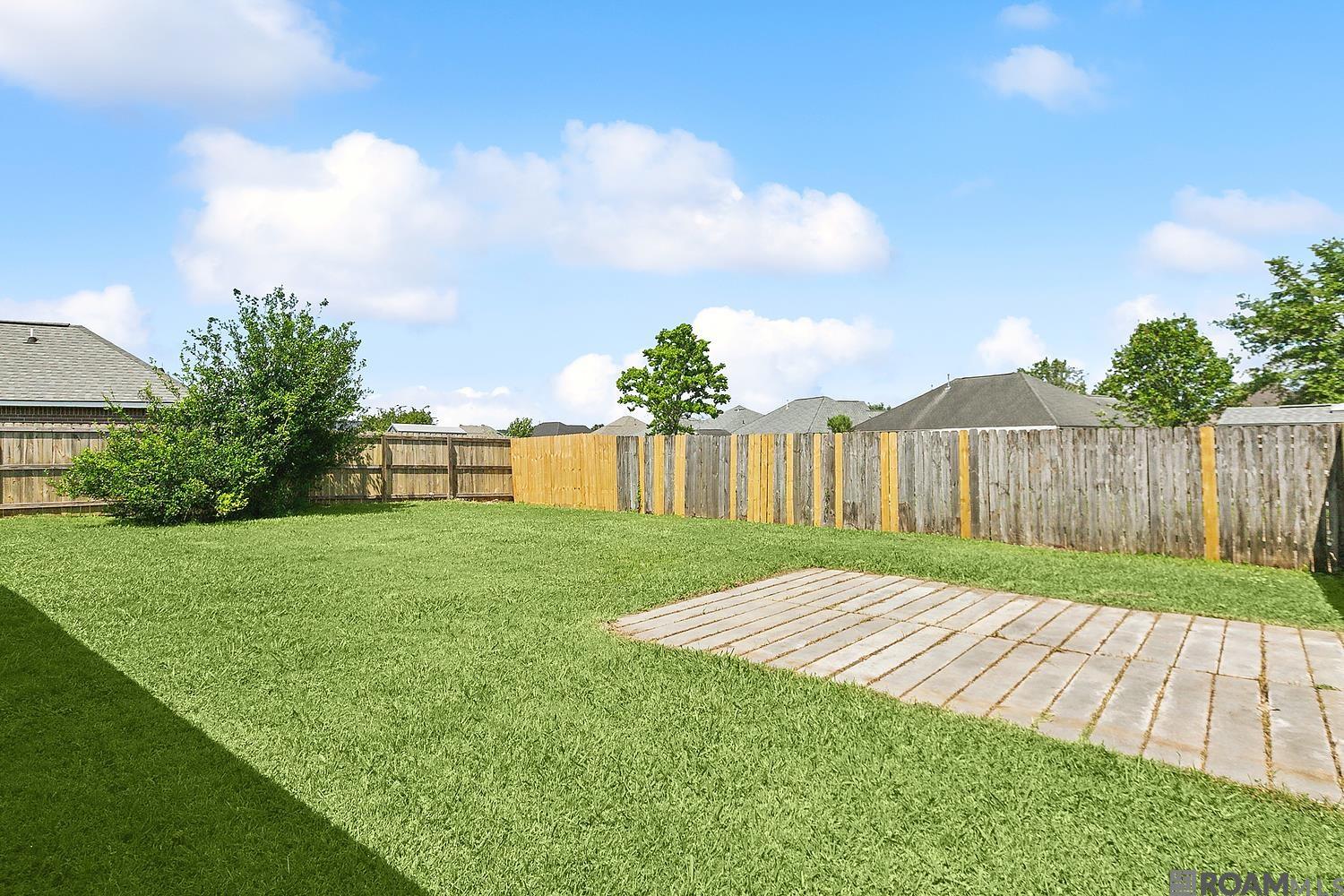 26028 Wimbledon Ave, Denham Springs, Louisiana image 17