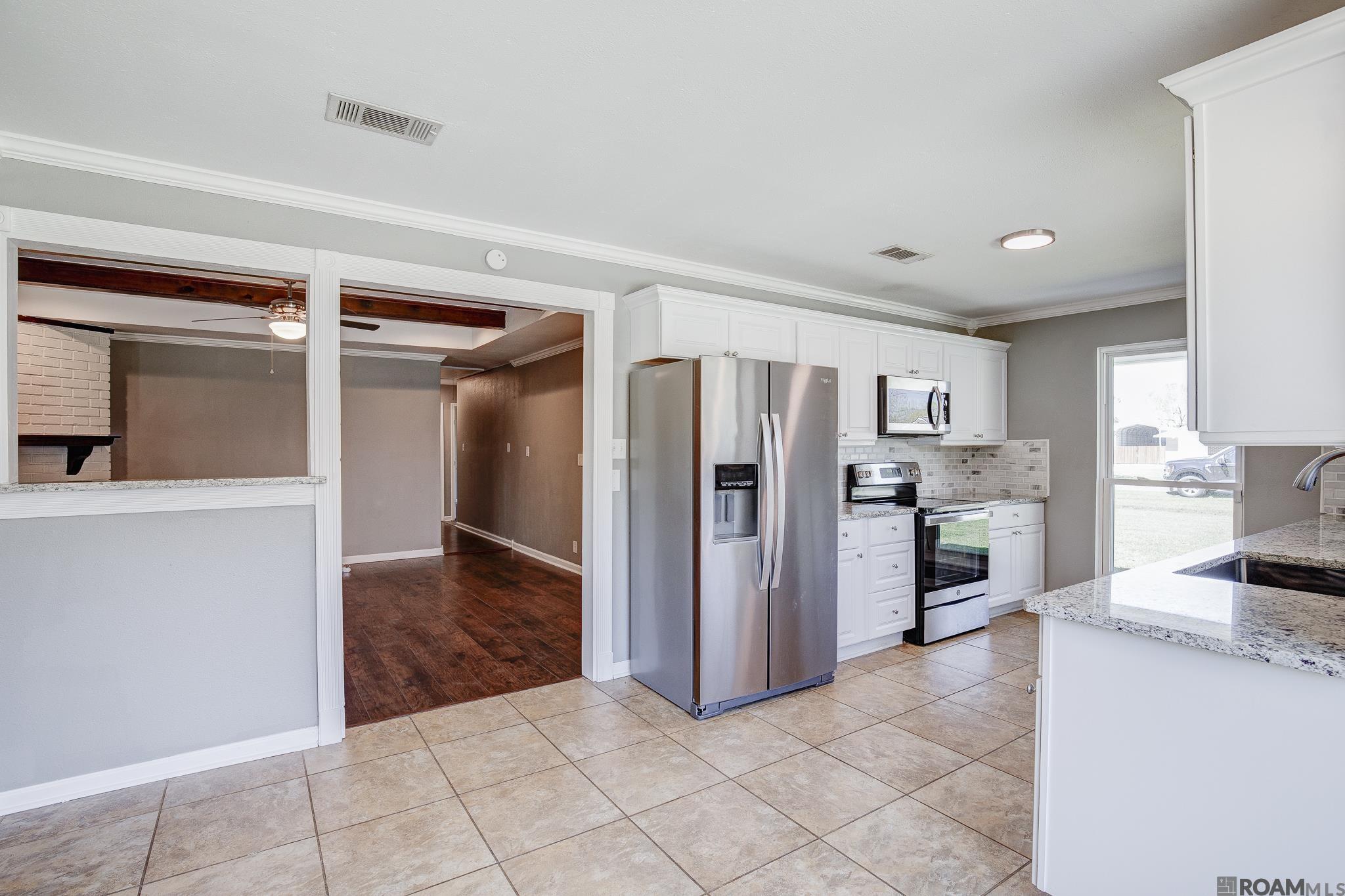 40137 Autumn Meadow Ave, Prairieville, Louisiana image 14