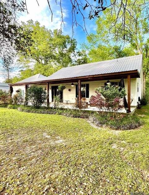 Homes For Sale - 17539 Morales Ln<br/> Livingston, LA 70754