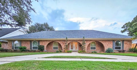 Homes For Sale - 4614 Pike Drive<br/> Metairie, LA 70003
