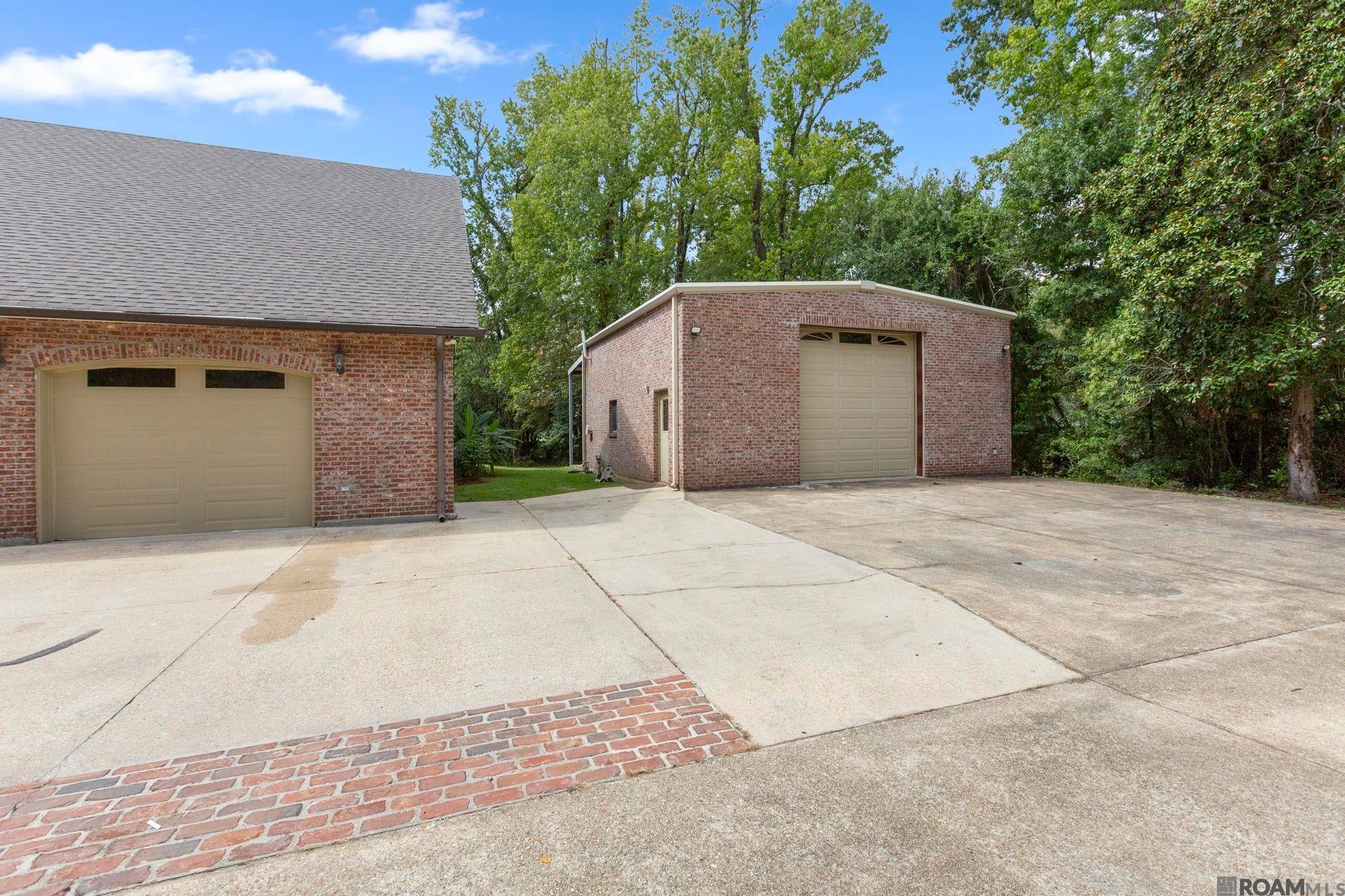 3032 Drusilla Ln