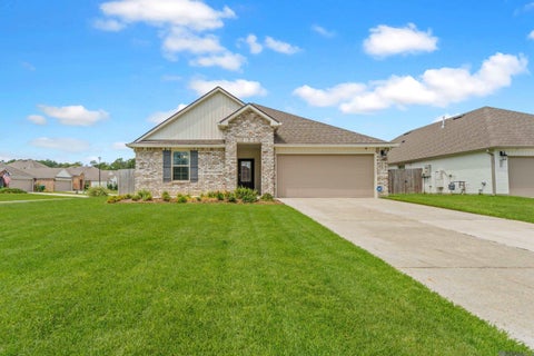 Homes For Sale - 32123 Devan Trails<br/> Livingston County, Denham Springs, LA 70726