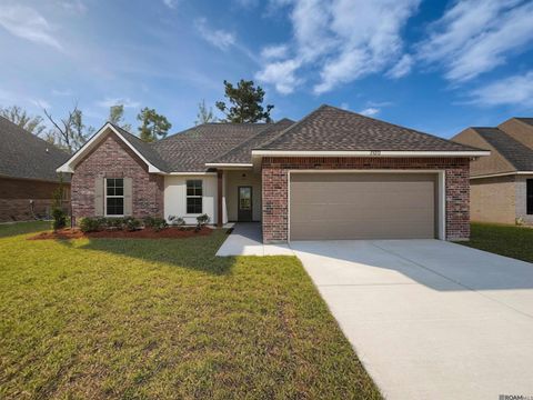 Homes For Sale - 23212 Kudu Trail Dr<br/> Denham Springs, LA 70726