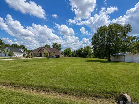 Vacant Land For Sale - 37075 Miller Rd<br/> Ascension County, Prairieville, LA 70769