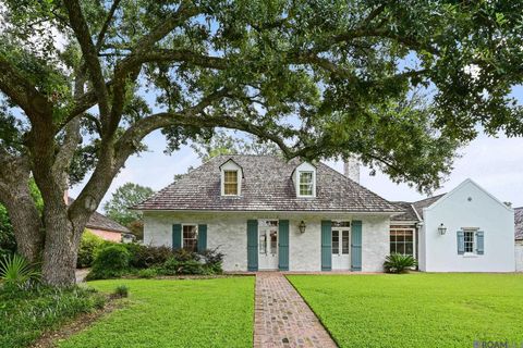 Homes For Sale - 11 Oak Alley<br/> Baton Rouge, LA 70806