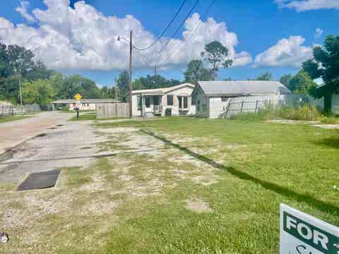 Vacant Land For Sale - 102 Brittany St<br/> Houma, LA 70363